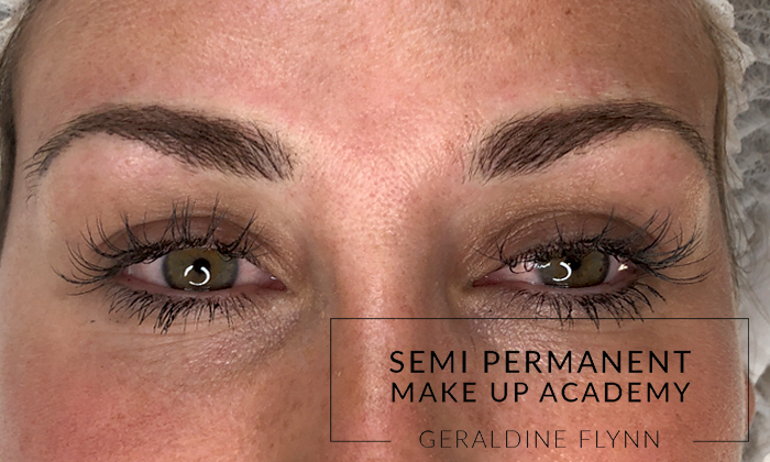 Semipermanent eyebrows After